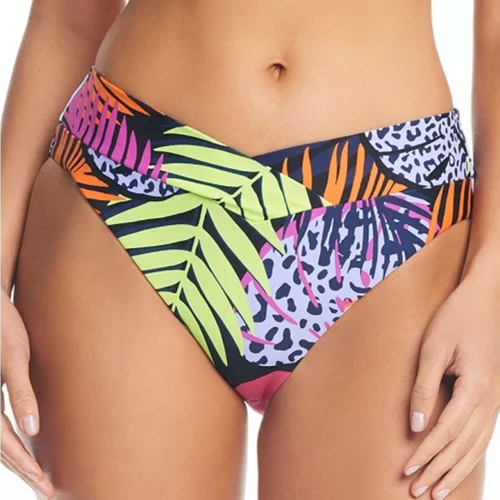 New Bar III Women's Palm Prowl High Leg Bikini Bottoms Medium